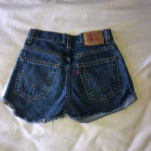 Levi’s High Waisted Shorts - Picture 2 of 6